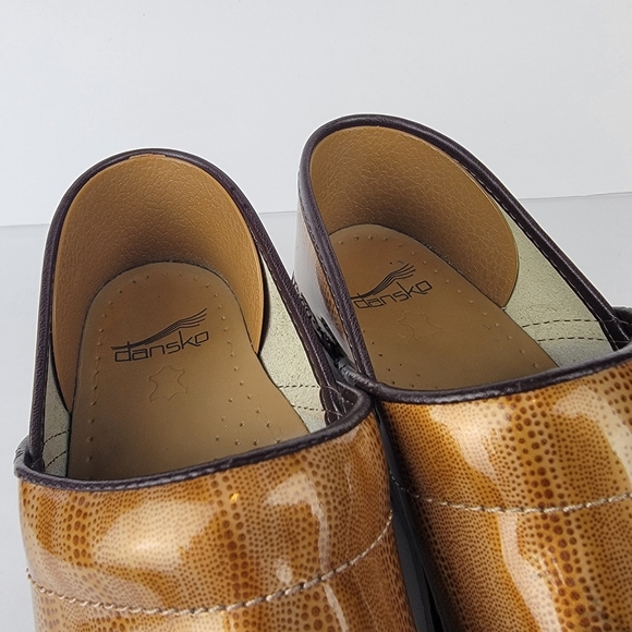 Dansko Shiny Gold Honey Clogs Professional Women's Comfort Shoes - Picture 9 of 13